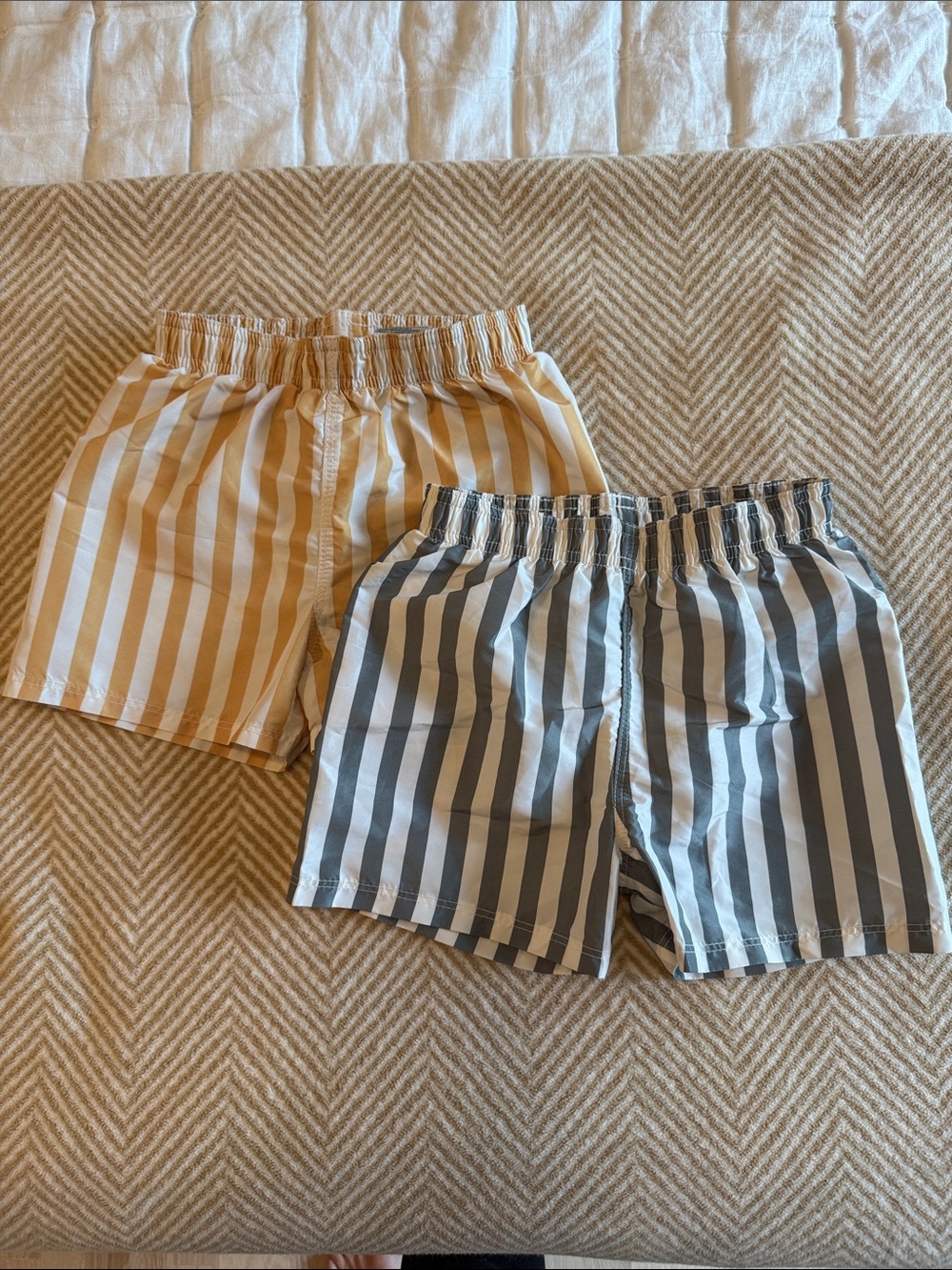 H&M Striped Elastic-Waist Shorts Duo - Yellow & Gray